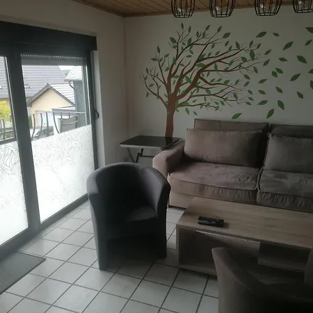 Apartament Moselhoehe Faid