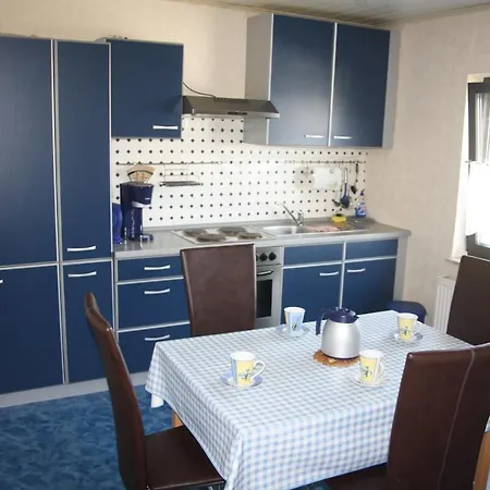 Moselhoehe Apartament *